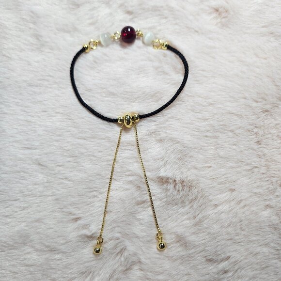 NWT: Black String Bracelet, a symbol of luck, love, and protection - Picture 5 of 5